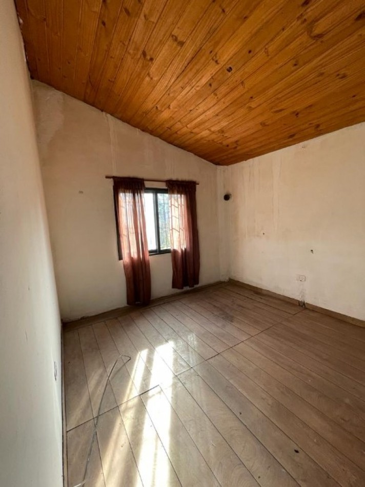 Casa con amplio terreno