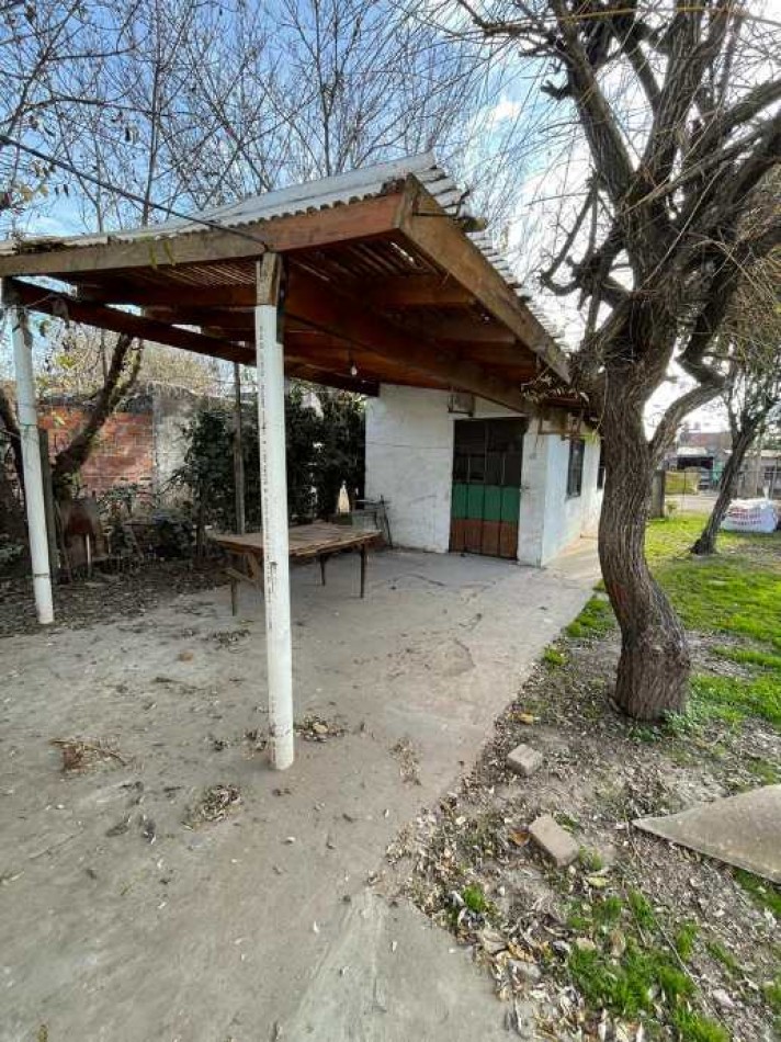 Casa con amplio terreno