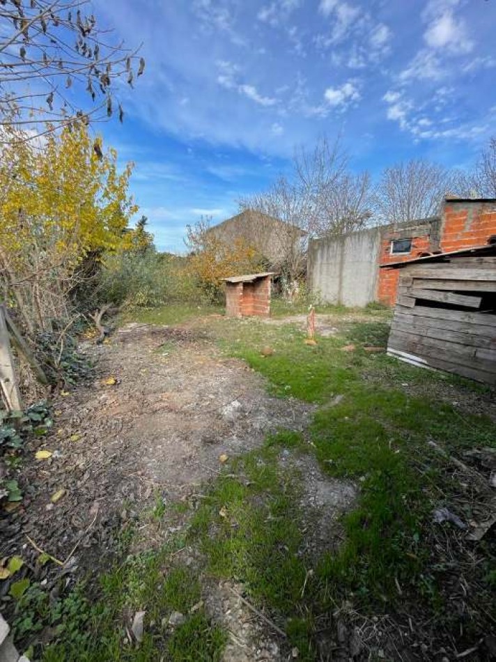 Casa con amplio terreno