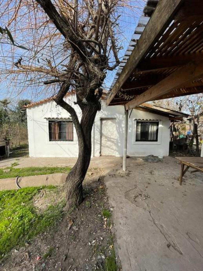 Casa con amplio terreno