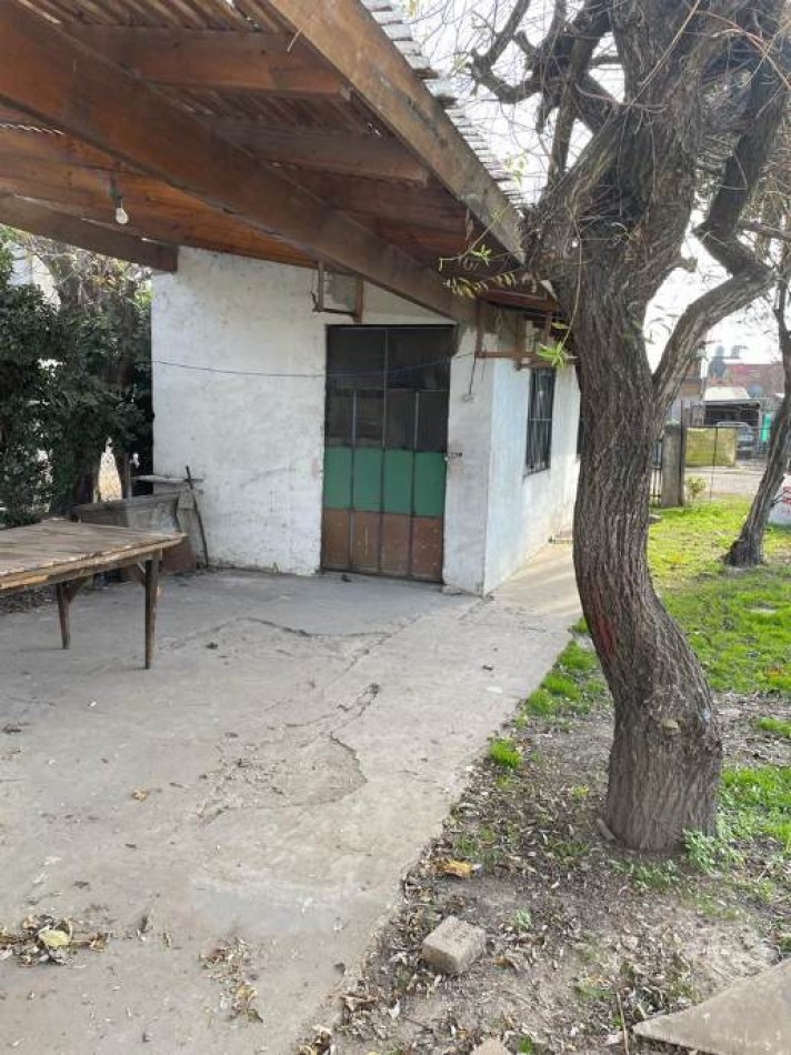 Casa con amplio terreno