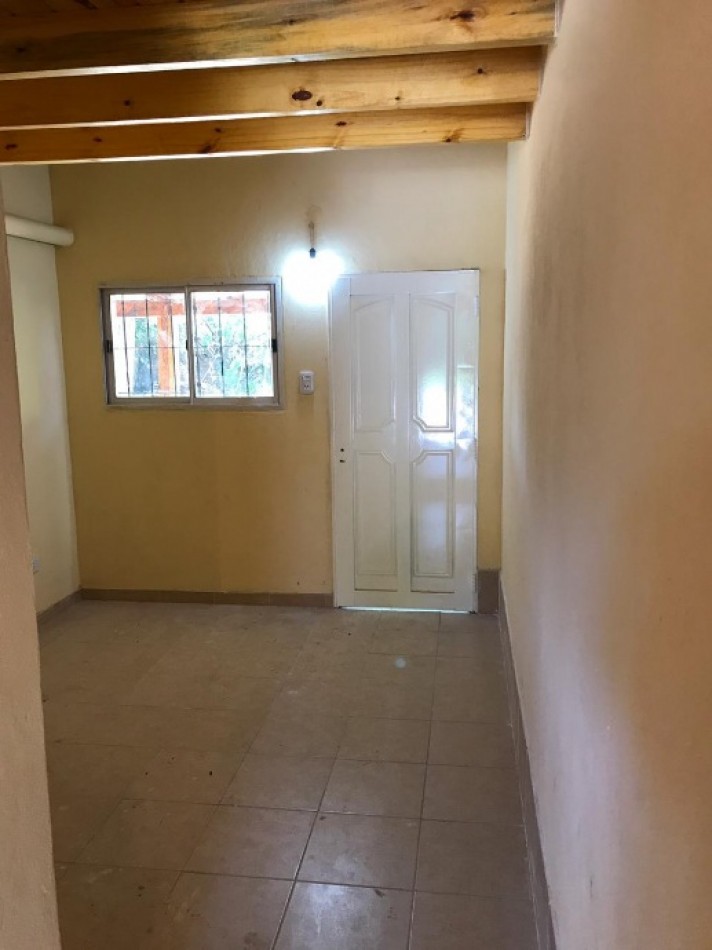 Departamento 3 ambientes Paso del Rey con patio