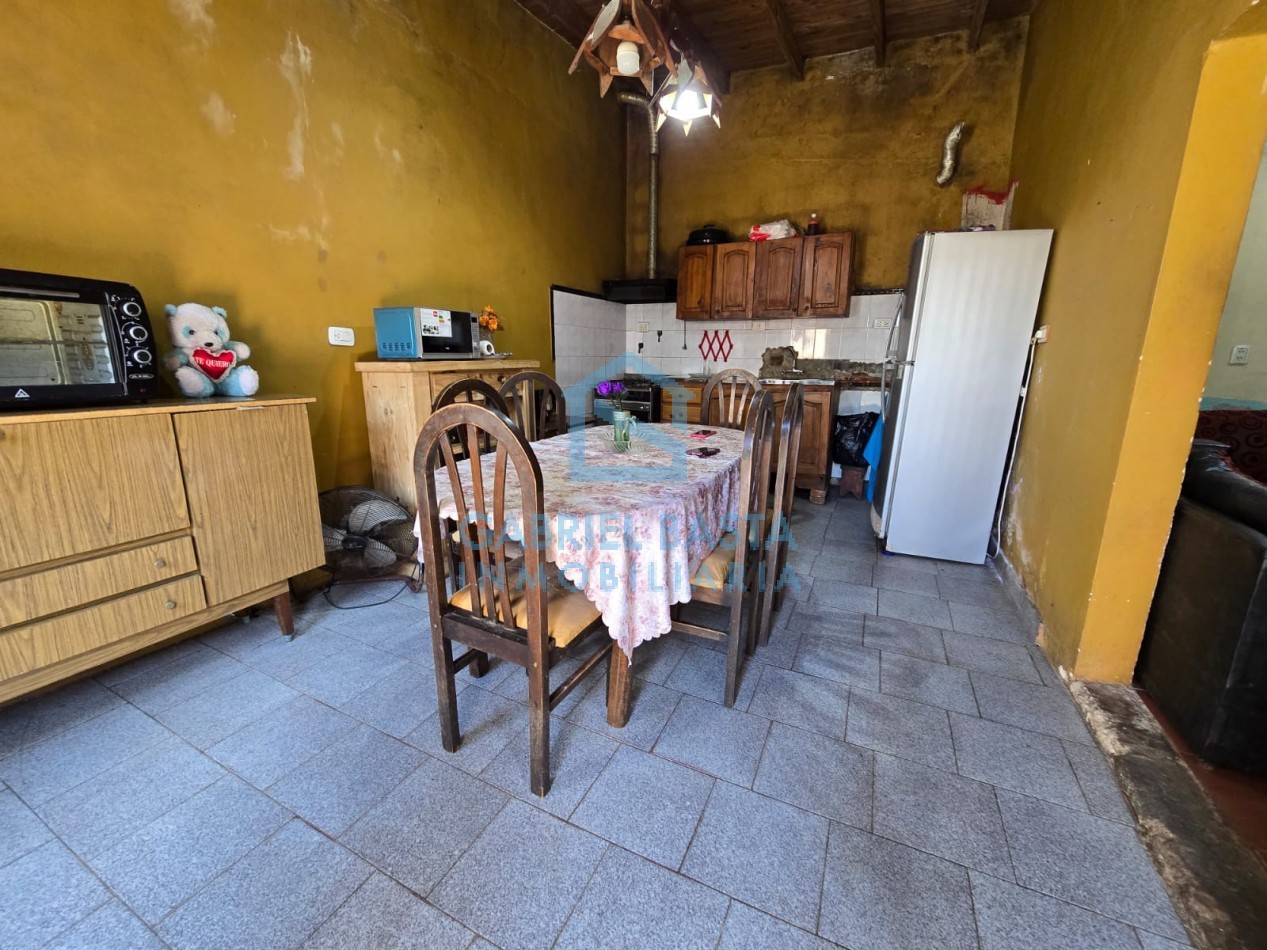 Dos casas en mismo terreno por pasillo