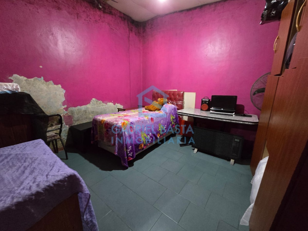 Dos casas en mismo terreno por pasillo