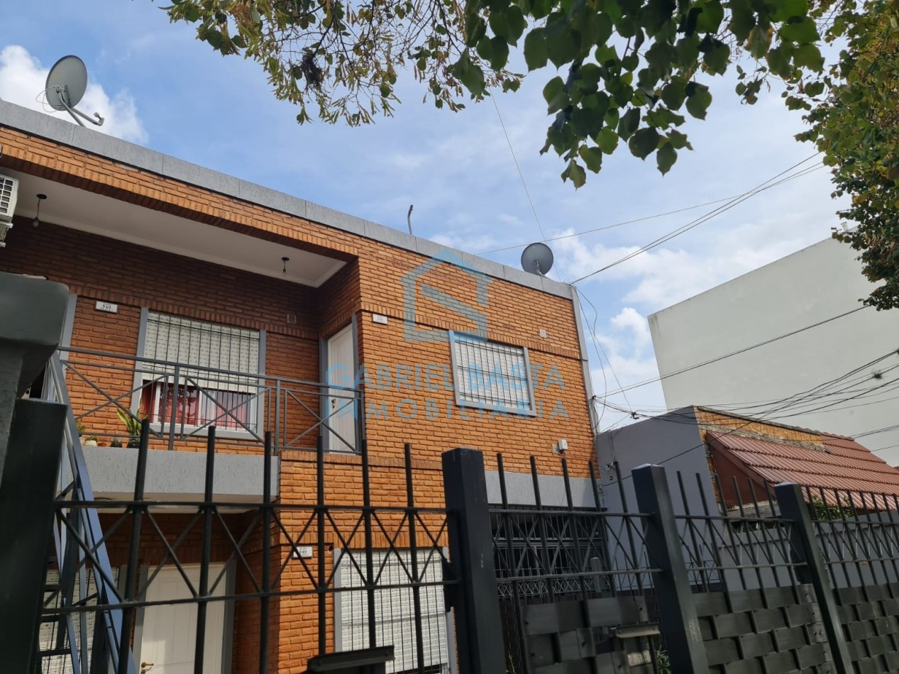 Departamento 2 ambientes Merlo centro