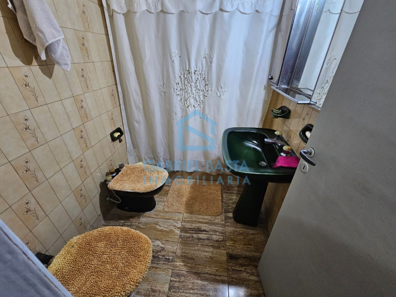 Importante casa en Merlo centro