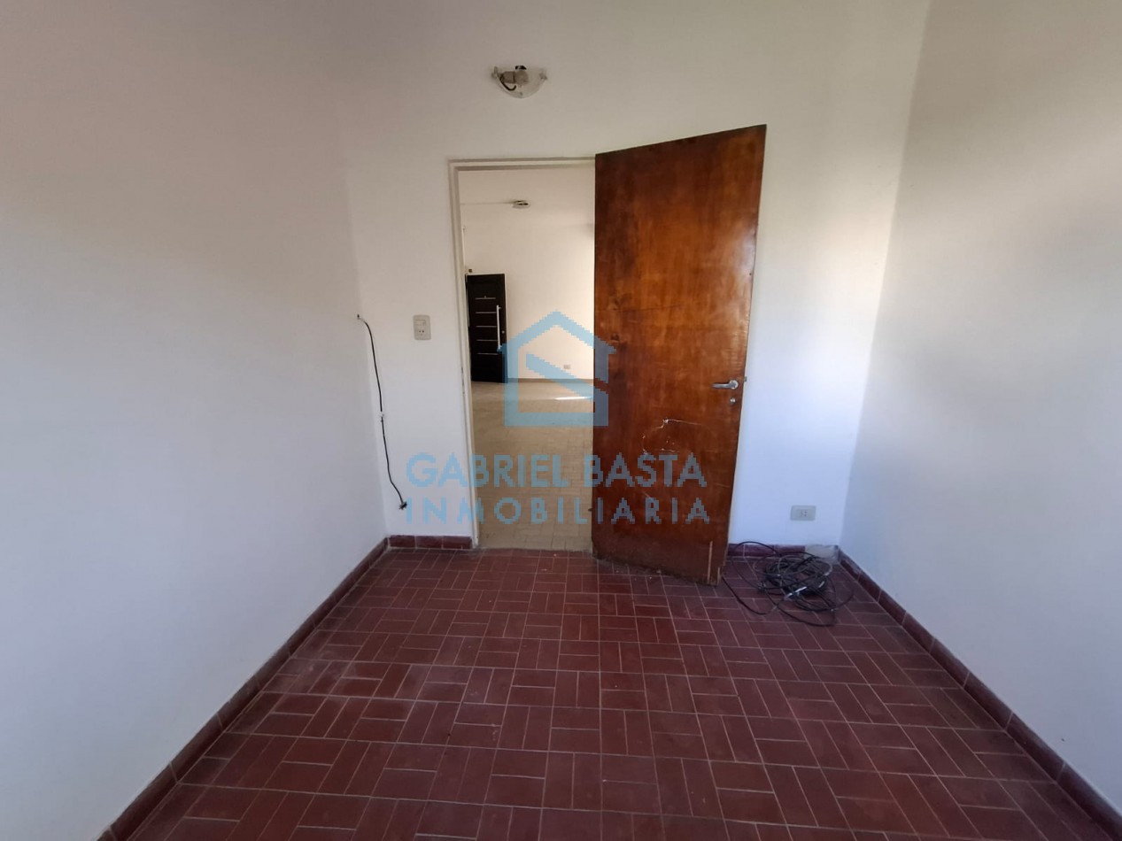 Departamento en Merlo Centro