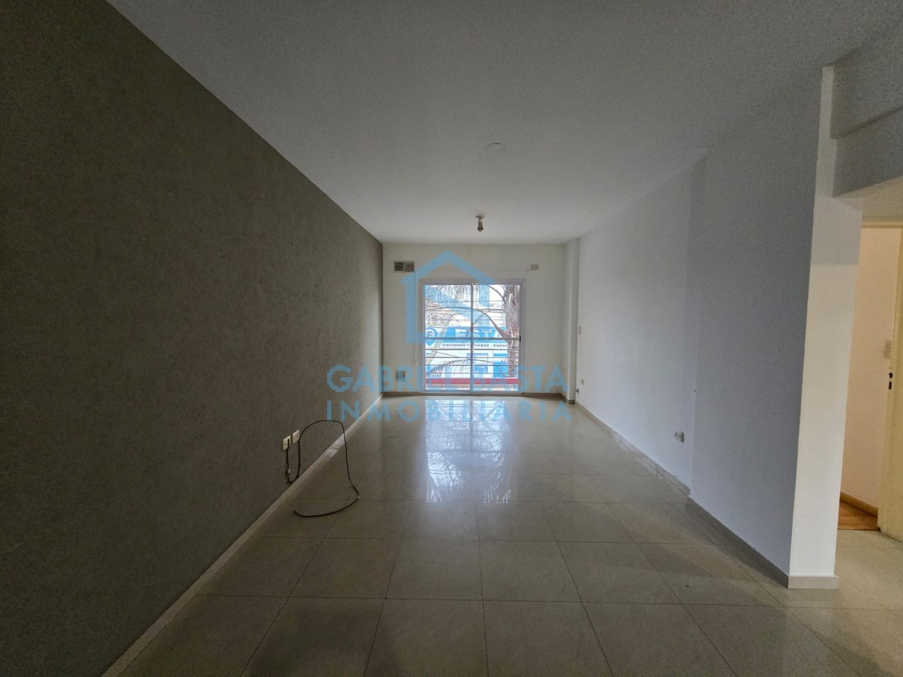 Departamento 3 ambientes Merlo Centro