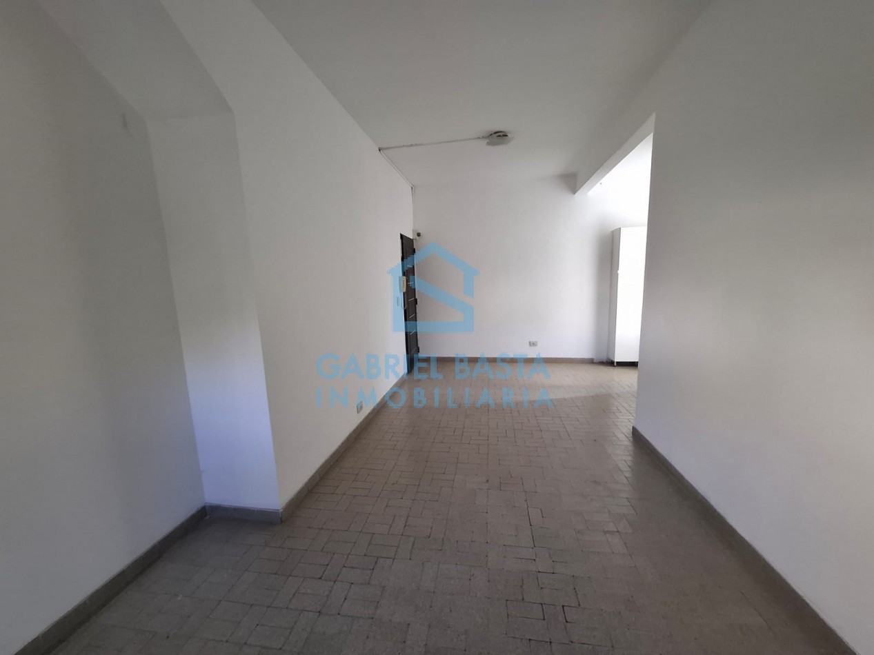 Departamento en Merlo Centro