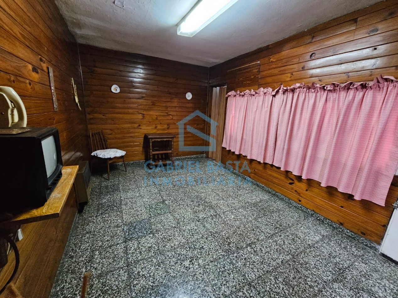 Importante casa en Merlo centro